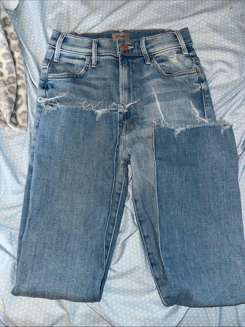 Mother Denim Distressed Jeans Size 25